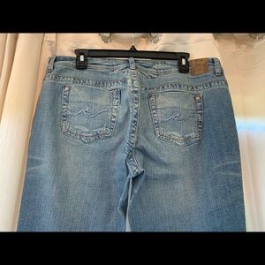 NWOT Candies distressed denim jeans size 13